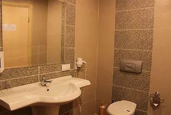 Club La Luna Hotel